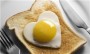 

بهتر است تخم مرغ را به هر دو شکل نیمرو و آب‌پز طبخ کنید تا از تمام خاصیت‌های آن بهره‌مند شوید.