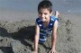 سرنوشت پسر هشت ساله که یک ماه پیش در حوالی امام‌زاده هاشم آمل مفقوده شده است، هنوز در هاله‌ای از ابهام قرار دارد و هیچ خبری از او در دست نیست.
