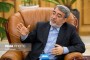 شمال نیوز : وزیر کشور گفت: برنامه‌های دولت و رییس‌جمهور متناسب با برنامه‌های کلان کشور تهیه شده و در حوزه سیاست داخلی برای ما اصل تامین امنیت کشور، توسعه و تقویت نشاط سیاسی و پیگیری اقتصاد مقاومتی است.