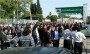 جمعی از کارگران شرکت‌های بهره‌بردار چوب شرکت صنایع چوب مازندران صبح امروز جلوی درب ورودی این شرکت تجمع کردند.

