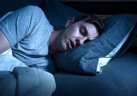 خواب زیاد نشانه وجود کدام بیماری هاست؟