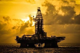 هیجان‌زدگی رسانه‌های غربی از سقوط قیمت نفت 