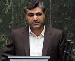 احمدی‌نژادی‌ها دو گروه هستند