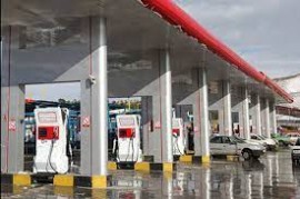 مخالفت مجلس با پرداخت یارانه بنزین به خانوارهای فاقد خودرو / دولت زیرساخت‌های لازم را ندارد