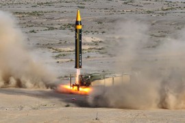 جدیدترین موشک بالستیک ایران با نام «خیبر» رونمایی شد