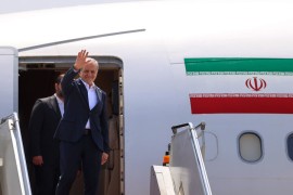 پزشکیان تهران را به مقصد تیانجین چین ترک کرد