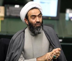 نماینده مجلس: آقای رئیس‌جمهور! شما یک خانم را [در جایگاه سخنگوی دولت] گذاشته‌اید که توان حداقل نطق کوبنده علیه گران‌فروشان را ندارد؛ / آقای قالیباف! الان وقت اولتیماتوم دادن به دولت نیست؛ نوبت داغ گذاشتن است