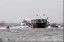 

نیروی دریایی سپاه اعلام کرد یک  کشتی که در حال قاچاق سوخت بوده توقیف و محموله آن ضبط شده است.