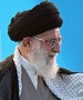 رهبر انقلاب اسلامی برای جلوگیری از برداشت ظاهری و سطحی از تعبیر «دانشگاه متدین و دینی» تأكید كردند: دانشگاه متدین یعنی دانشگاهی كه از معرفت عمیق دینی، ایمان عمیق و «باور ژرف از دین و معارف دینی» برخوردار باشد كه در این زمینه نقش استادان، بسیار مهم است.