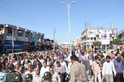 تشییع با شکوه پیکر پدر شهیدان رضایی با حضور استاندار مازندران
