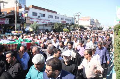 تشييع با شكوه پيكر پدر شهيدان رضايي با حضور استاندار مازندران