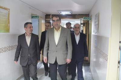ورود وزیر بهداشت و درمان به مازندران و بازدید از بیمارستان بوعلی ساری