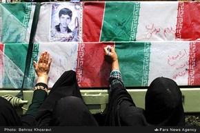 استقبال مردم از ۳۰ شهید غواص خط شکن لشکر ۲۵ کربلای استان مازندران