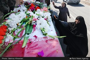 استقبال مردم از ۳۰ شهید غواص خط شکن لشکر ۲۵ کربلای استان مازندران