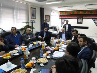 جلسه بررسي طرحهاي نيمه تمام صنعتي مازندران با حضور استاندار مازندران