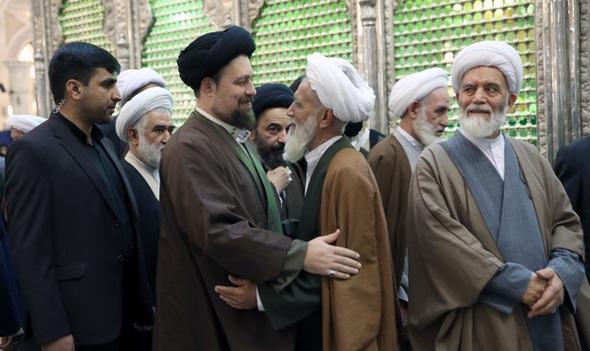 تصاویر : نمایندگان مجلس خبرگان در حرم امام(ره)