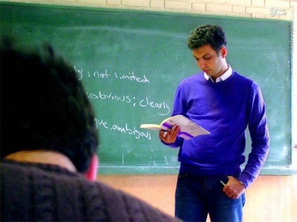 عکس/ عادل فردوسی پور در حال تدریس