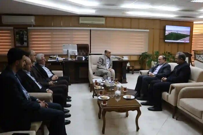 تاکید استاندار گیلان بر مدیریت منابع آب واحیای هویت محلات تا شرکت در خاکسپاری مسعودی