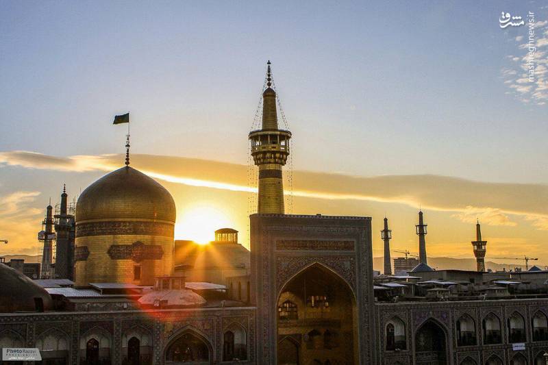 طلوع زیبای خورشید در حرم مطهر امام رضا(علیه السلام)
