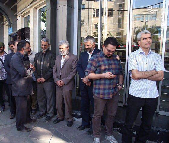 سردار غیب پرور و پدر شهید احمدی روشن سردار غیب پرور و پدر شهید احمدی روشن