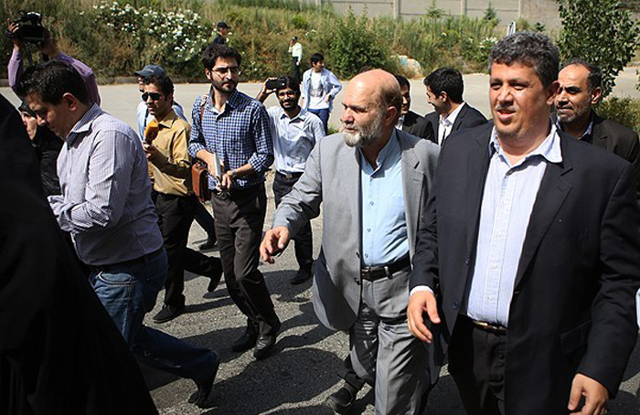 (تصاویر) ورود مهدی هاشمی به زندان اوین