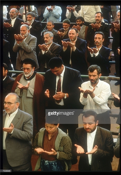 عکس/ محمدعلی کلی در نماز جمعه تهران
