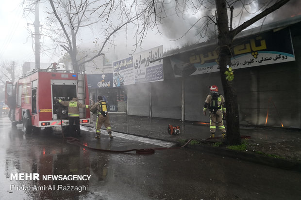 آتش سوزی مغازه لوازم اسپرت خودرو در ساری