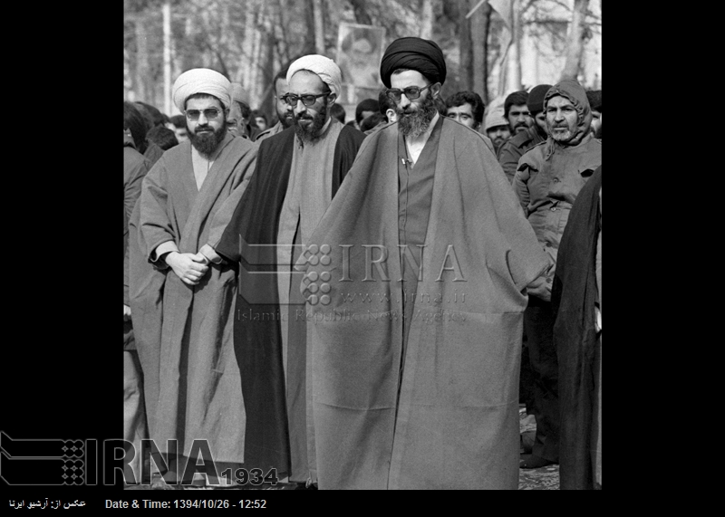 گزارش تصویری: نخستین نماز جمعه به امامت آیت الله خامنه ای
