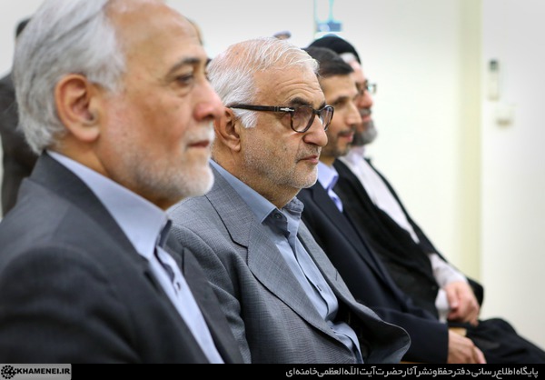 عکس: دیدار اعضای مرکز الگوی اسلامی-ایرانی پیشرفت با رهبر انقلاب