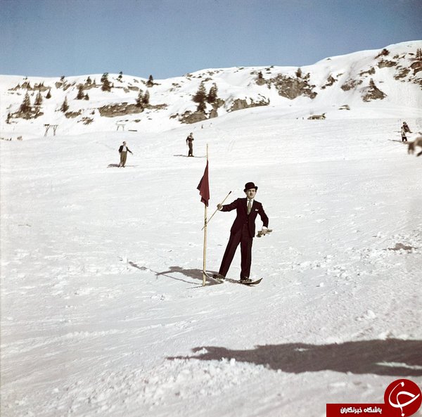 عکس: اسکی با کت و شلوار!