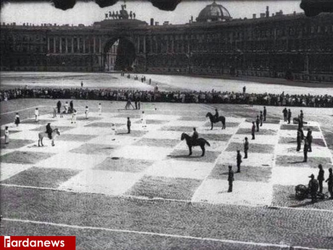یازی شطرنج با مهره‌های زنده!
