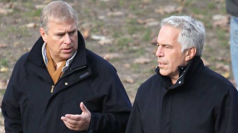 بیآبرویی جدید برای خانواده «سلطنتی»/ لذت برادر شاه انگلیس از تماشای شکنجه کودک +تصاویر