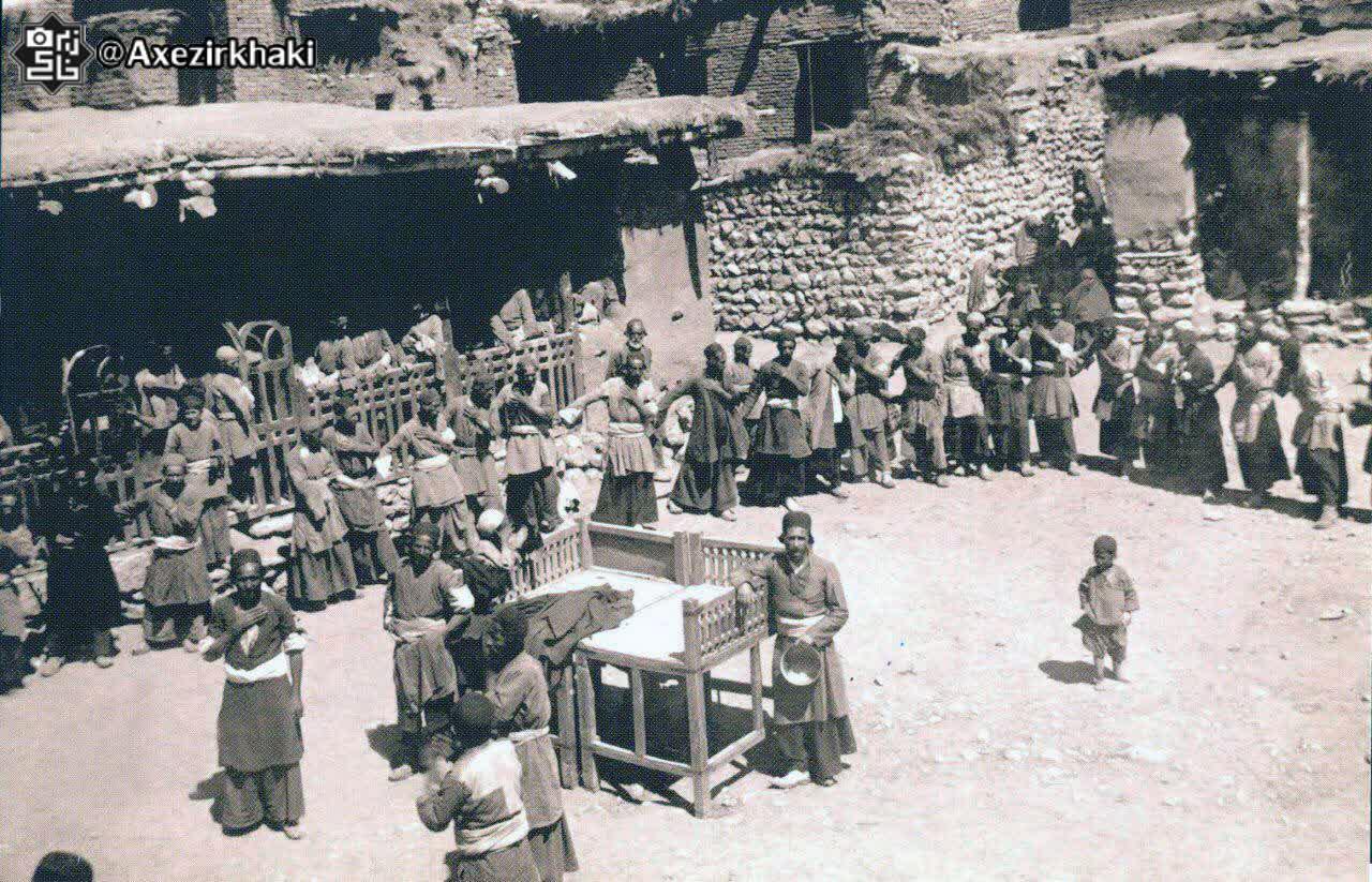 عکس: مراسم عزاداری سینه دوری در اصفهان قدیم