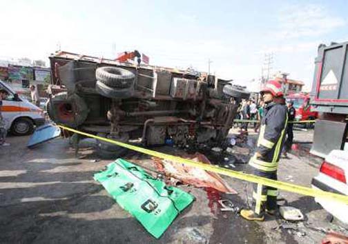 یک کشته و دو زخمی در تصادف جاده نوشهر رویان + عکس