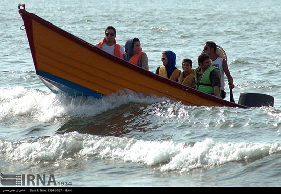 عکس: مسافران در سواحل گیلان