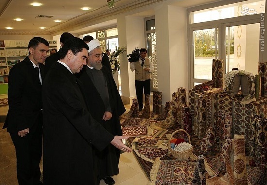 هدیه روحانی به رئیس‌جمهور ترکمنستان چه بود؟+عکس