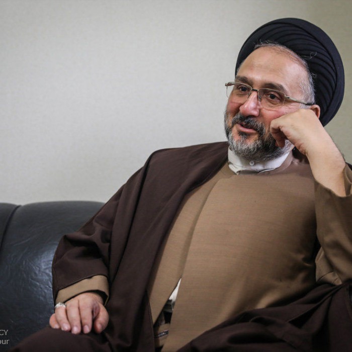 نتیجه تصویری برای ابطحی: آقای روحانی، بجای خنده باید گریه می‌كردی
