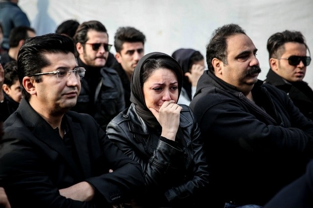 اشک شیلا خداداد در سوگ پاشایی/عکس 