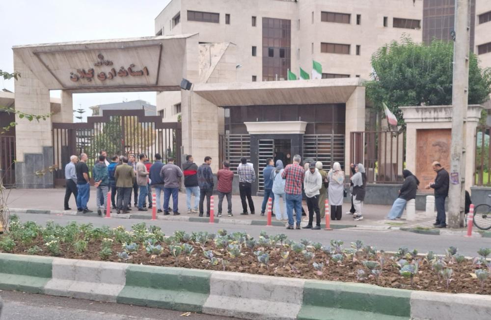 تجمع اعتراضی متقاضیان مسکن ملی در رشت