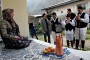 مهر: نوروز خوانان روستای ییلاقی پنجاب آمل در آیین سنتی نوروز خوانی ، مژده آمدن عید و بهار را می دهند.