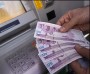  شمال نیوز: خودپرداز یکی ازشعبه های بانک دولتی شهرستان آمل روزپنجشنبه به برخی افرادی که برای خدمات بانکی مراجعه می کردند، تراول 500هزار ریالی پرداخت می کرد.