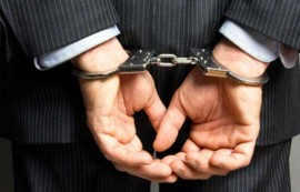 برکناری و بازداشت یک فرماندار به اتهام فساد مالی