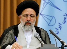 دعوت ۲۲۰ نماینده مجلس از رئیسی برای نامزدی در انتخابات