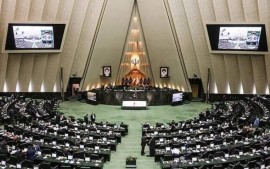 نمایندگان مجلس نباید ابایی از شفافیت داشته باشند و بهتر است به این مسئله توجه کنند که اگر مجلس در شفافیت پیش قدم باشد، ممکن است بتواند برخی از مجموعه‌ها و نهادها را هم ملزم به شفافیت کند ....