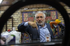 غرضی: هر آدمی که در خیابان می‌بینیم٬ خودش را انقلابی و اصلح می‌داند / رانت‌خواران، ایران را به اسارت گرفته‌اند / مردم به اصلاح امور هیچ امیدی ندارند !