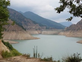 کاهش ۴۲درصدی ذخیره آب سد شهید رجایی ساری/ وضعیت ذخایر آبی در شرق مازندران نگران‌کننده است