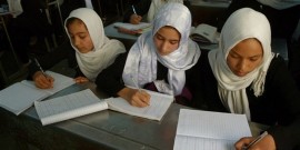 معلمان با شیوه‌های آموزشی گذشته در حال انتقال دانش هستند!