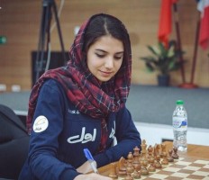 بدون حجاب شدن برترین شطرنج‌باز ایران! +عکس