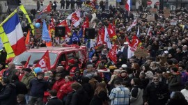 تظاهرات میلیونی علیه مکرون در فرانسه+ تصاویر
