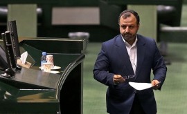 استیضاح وزیر اقتصاد چگونه از حدنصاب امضا افتاد؟ / باقرزاده، نماینده بابلسر:  تماس‌ها گرفتند، گفتند ...